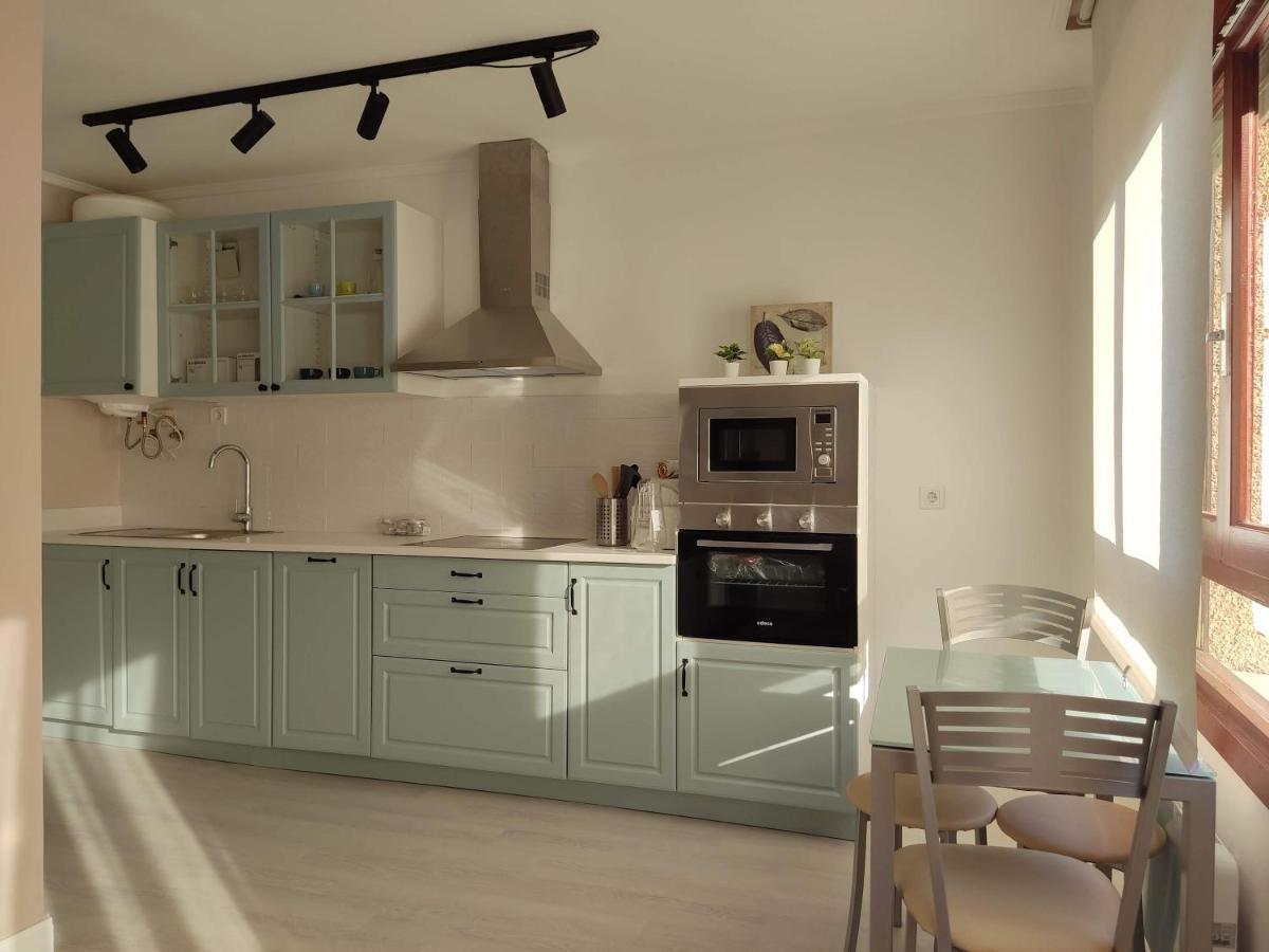 Acogedor Apartamento Junto A La Plaza Villasana de Mena Eksteriør billede