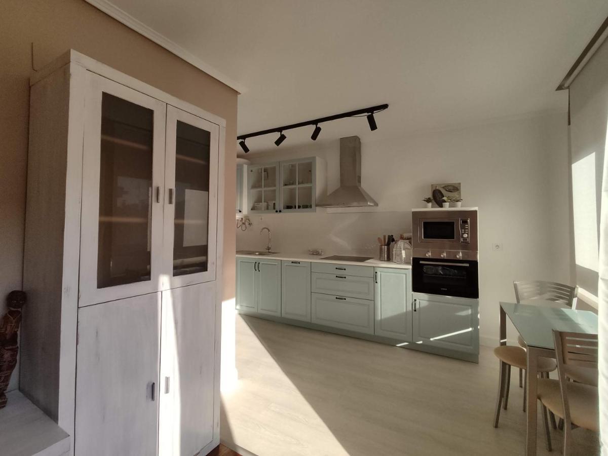Acogedor Apartamento Junto A La Plaza Villasana de Mena Eksteriør billede