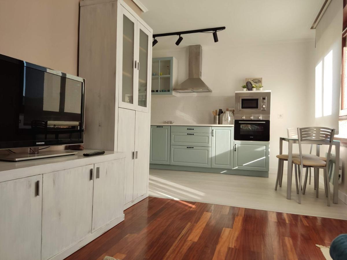 Acogedor Apartamento Junto A La Plaza Villasana de Mena Eksteriør billede