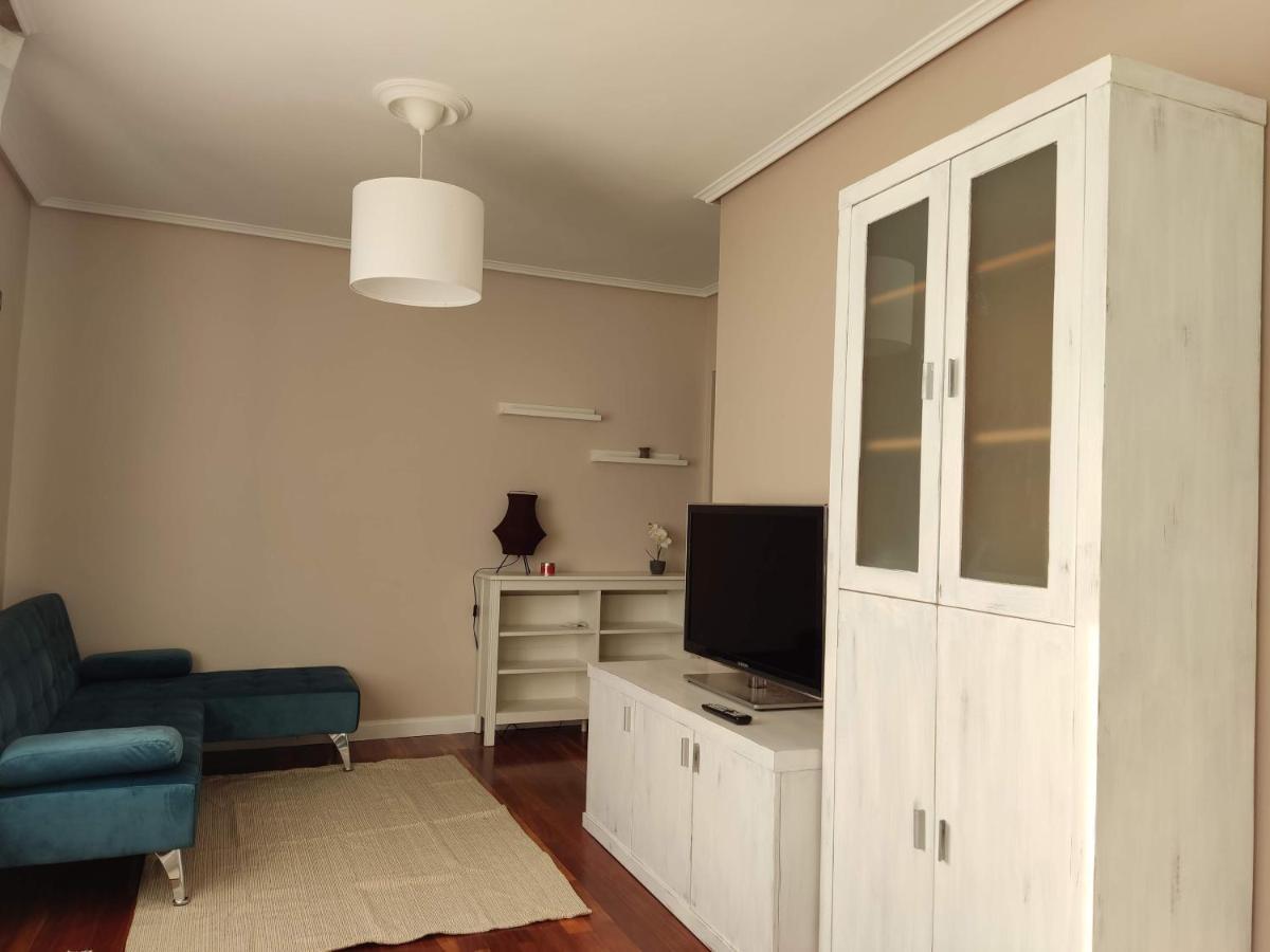 Acogedor Apartamento Junto A La Plaza Villasana de Mena Eksteriør billede